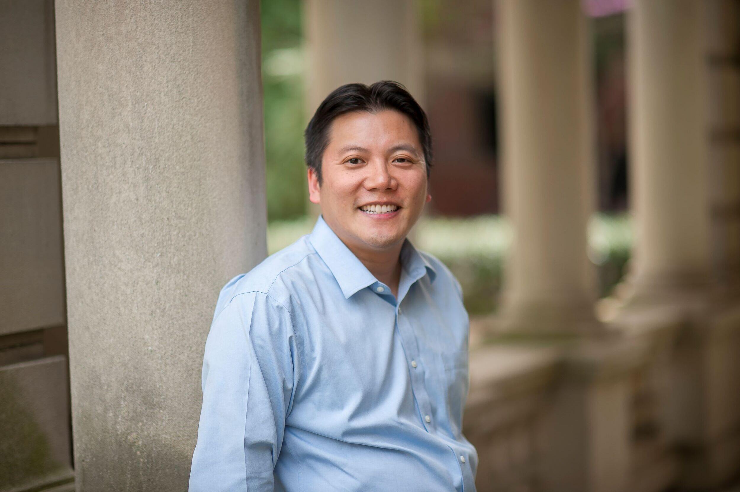 Portrait photo of Victor Chen, associate professor in the Department of Sociology at the VCU College of Humanities and Sciences.