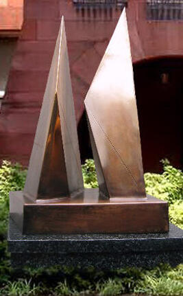 Rubin Peacock’s piece features two bronze triangular figures that represent RPI and VCU. The triangles are arranged in a way that symbolizes the union between RPI and VCU. Peacock hoped to create a piece that would “convey a sense of historical as well as magical undertones.”