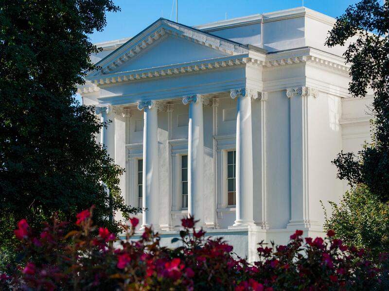 A photo of the Virginia State Capitol building. 