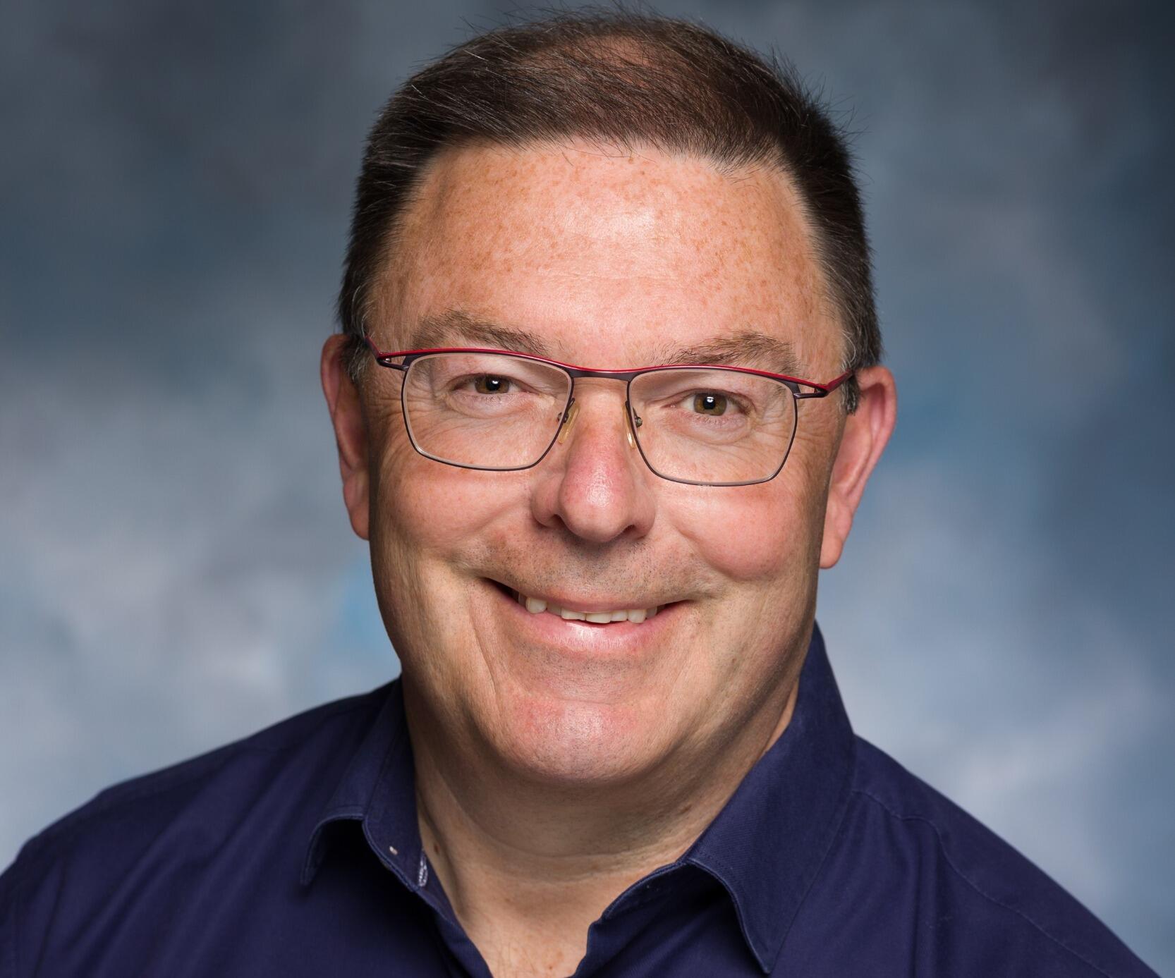 Derek Sant’Angelo named fellow of the American Association for the Advancement of Science