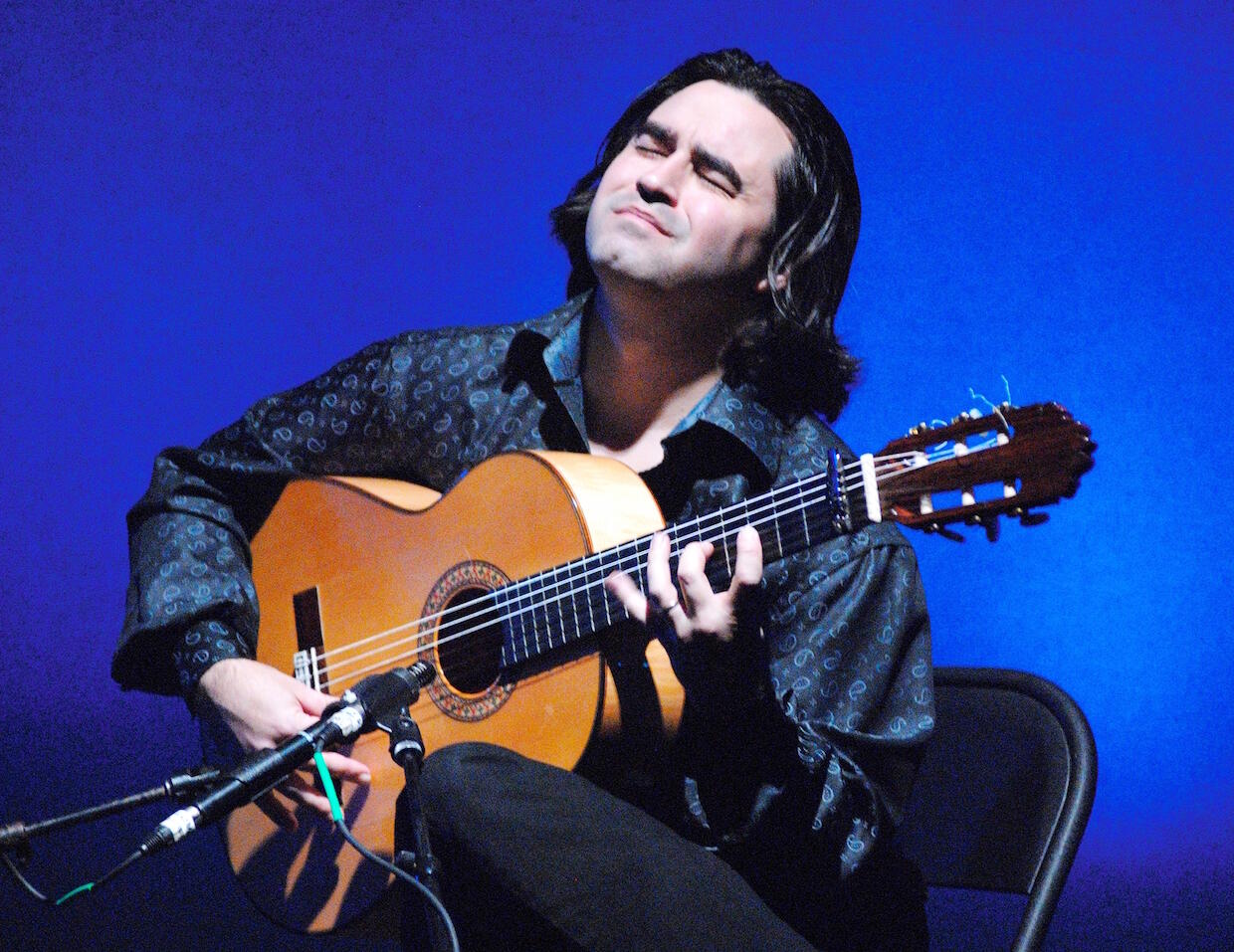 Guitarist Ricardo Marlow. (Photo by Lonie Tague, courtesy VCU School of the Arts)