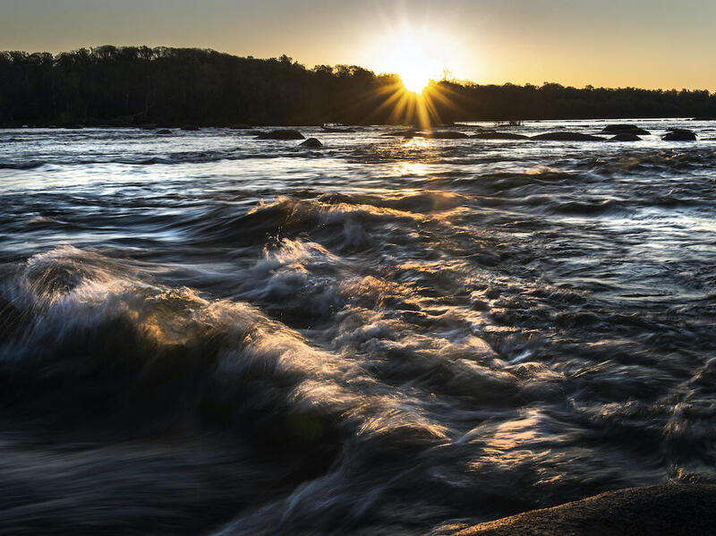 Co-hosted by VCU, the River Management Society’s 2021 River Management Symposium, to be held April 12-15, will help shine a national spotlight on Richmond and Virginia’s diverse waterways.