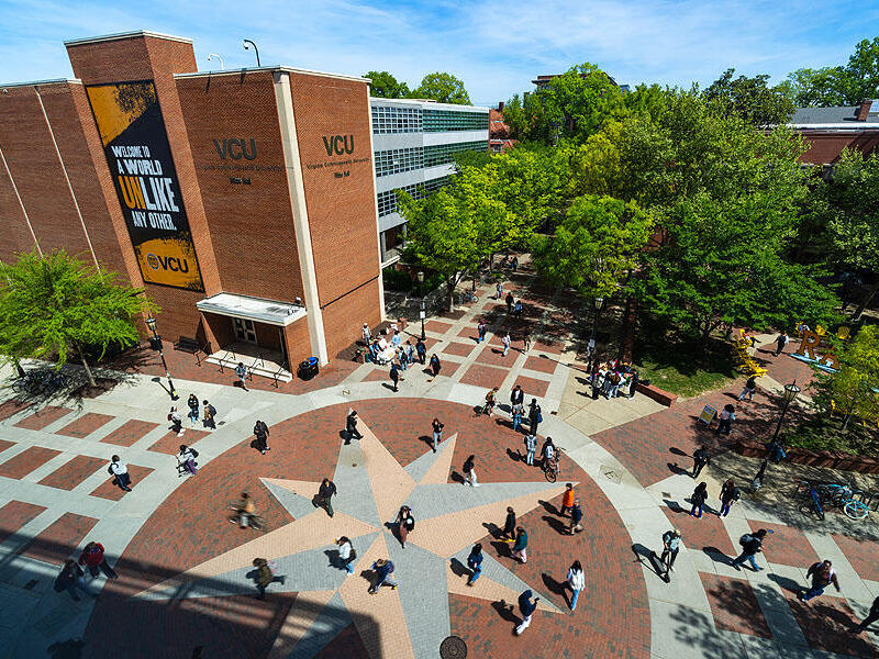 An aerial view of the VCU campus plaza.