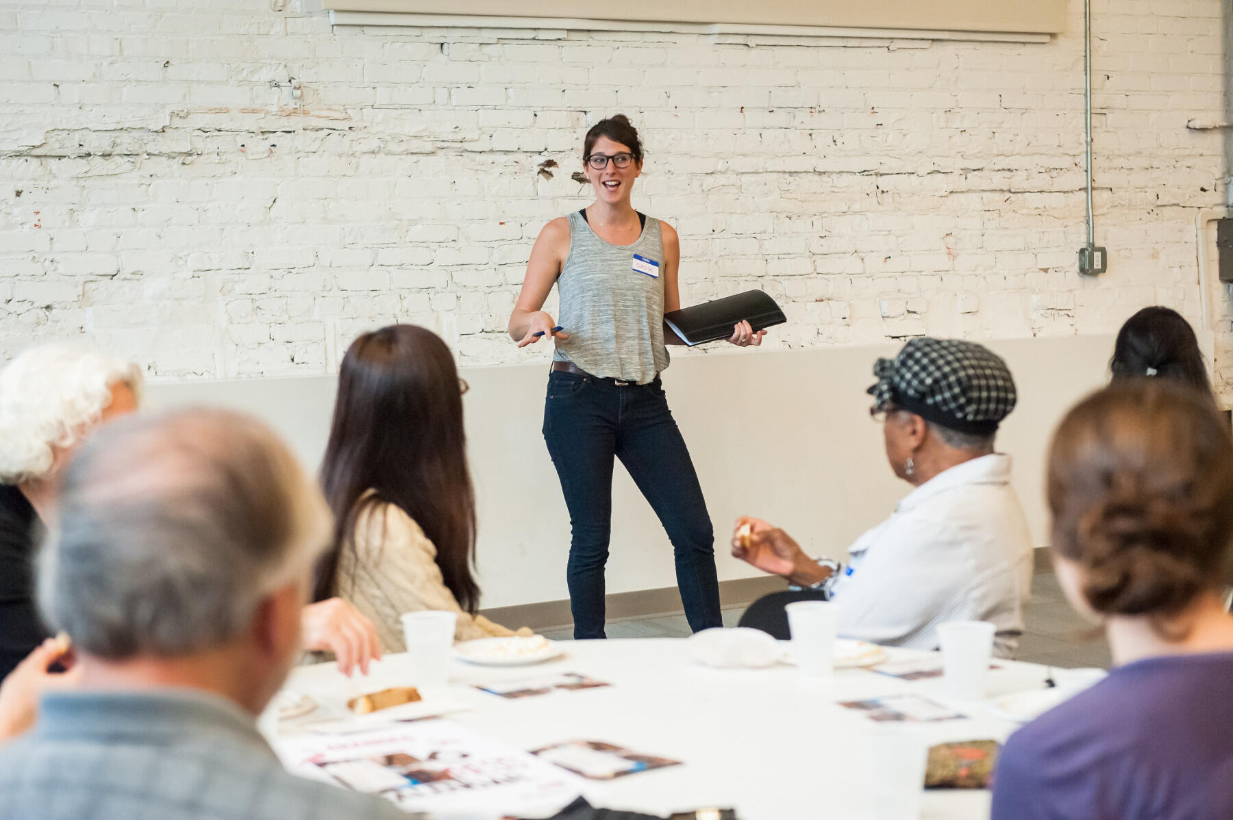 PALETTE founder and director Sadie Rubin leads a class at the Visual Arts Center of Richmond. The visual arts programming includes classes in painting, printmaking and drawing. 