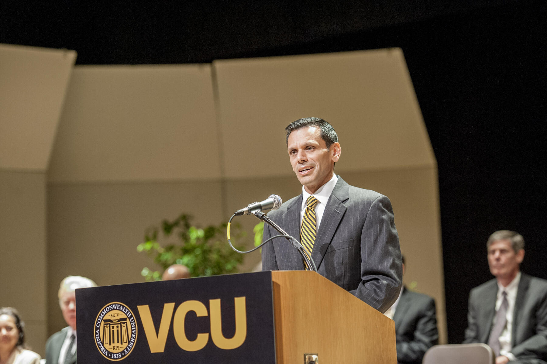 President Michael Rao provides welcoming remarks at the 34th annual Opening Faculty Address and Convocation. (Thomas Kojcsich, University Marketing)