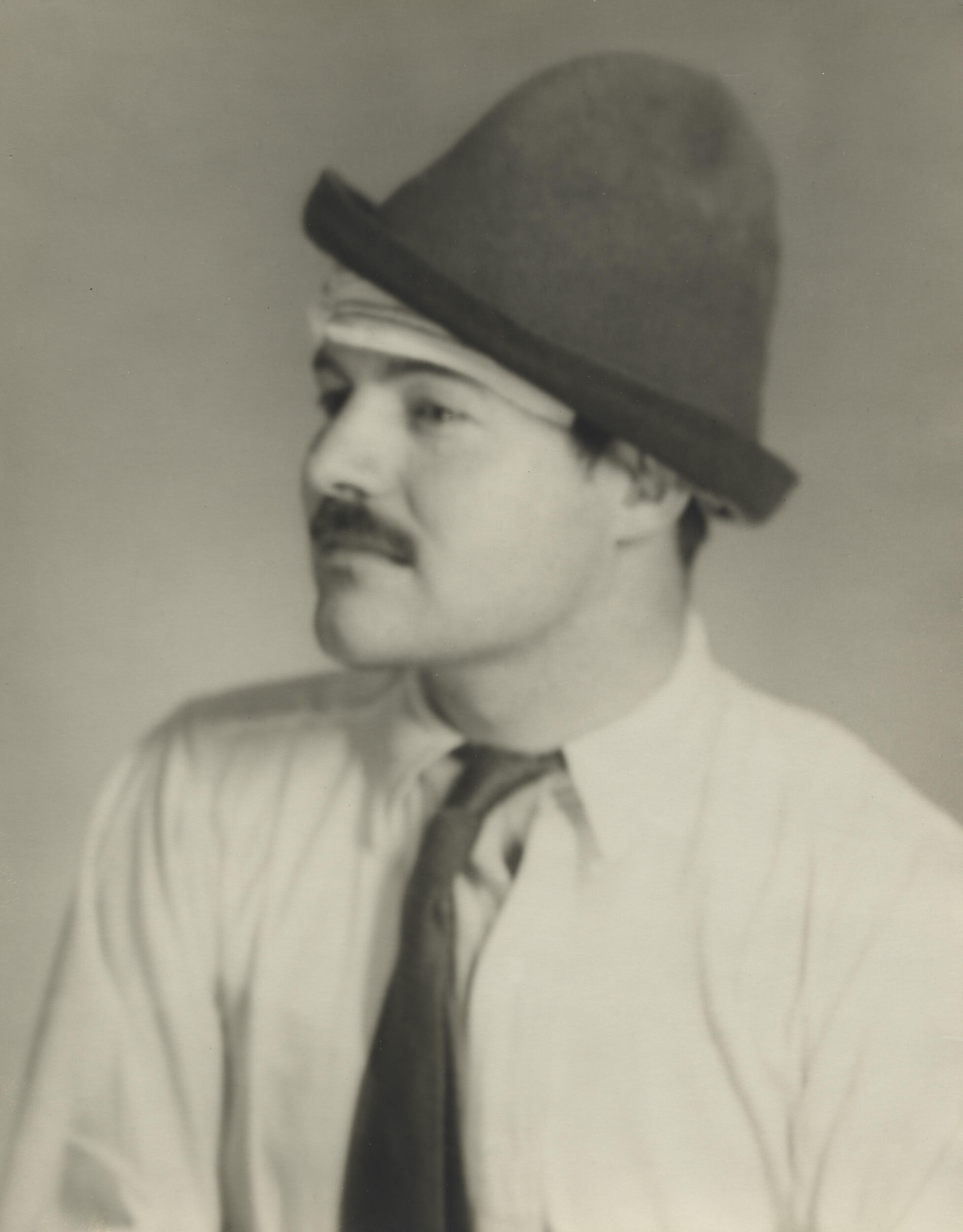 Ernest Hemingway, 1928