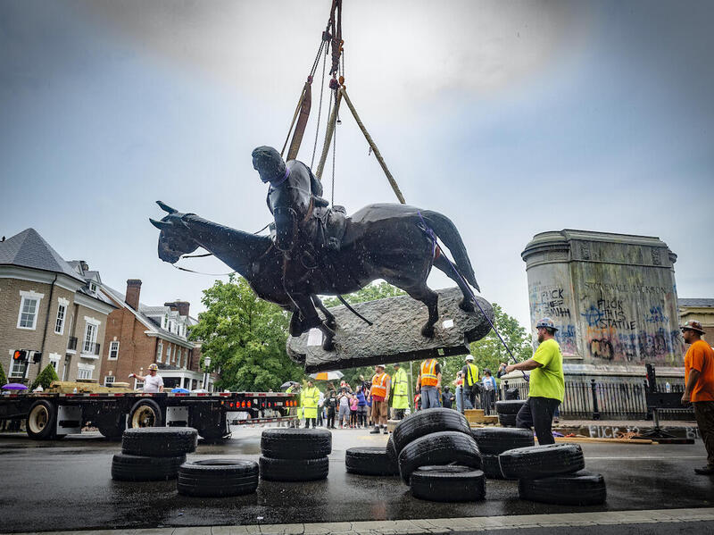 The Stonewall Jackson monument in Richmond is removed from its plinth last summer. (Kevin Morley, University Marketing)