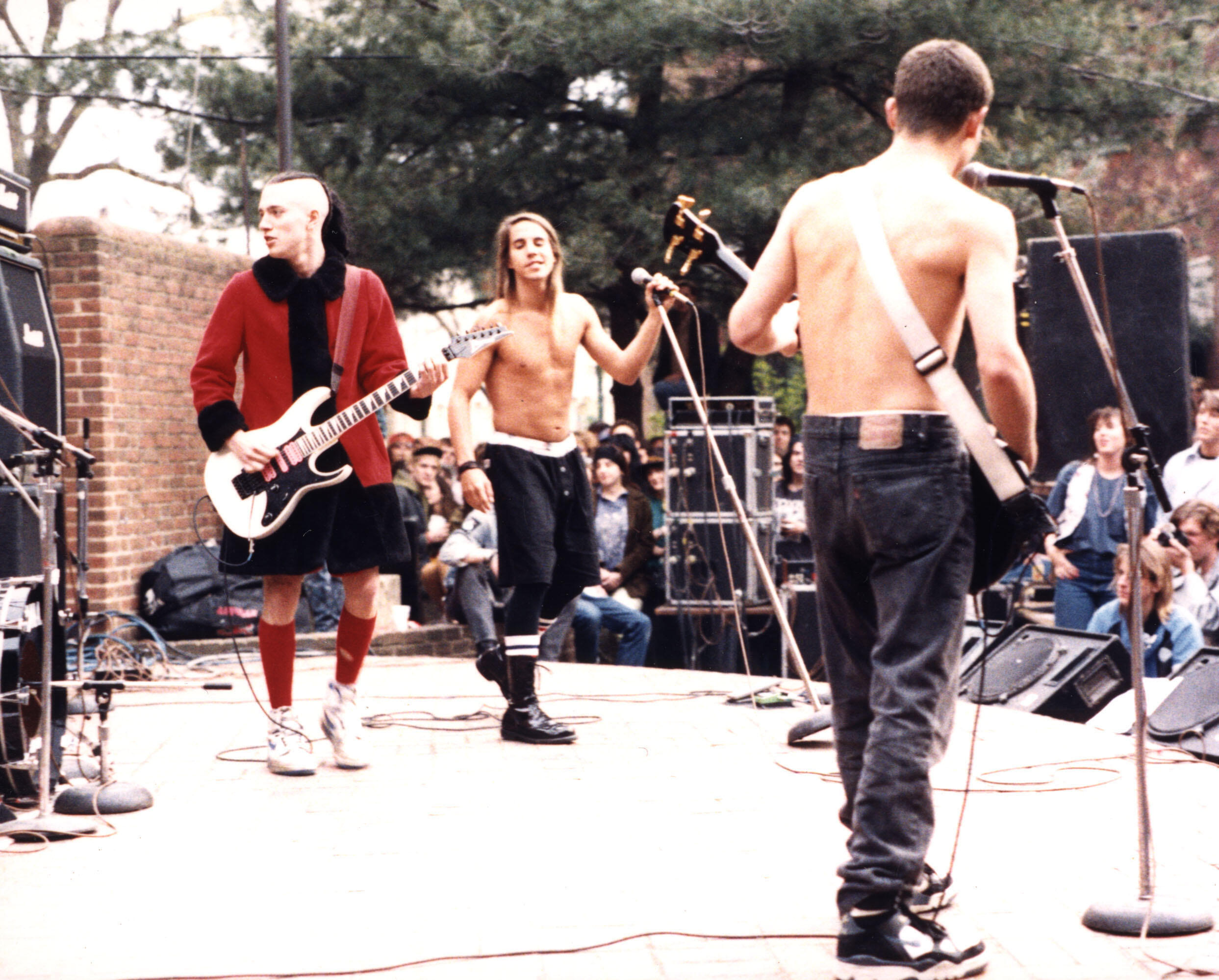 The Red Hot Chili Peppers perform on the Shafer Court stage. (Photo courtesy of Special Collections and Archives, VCU Libraries)